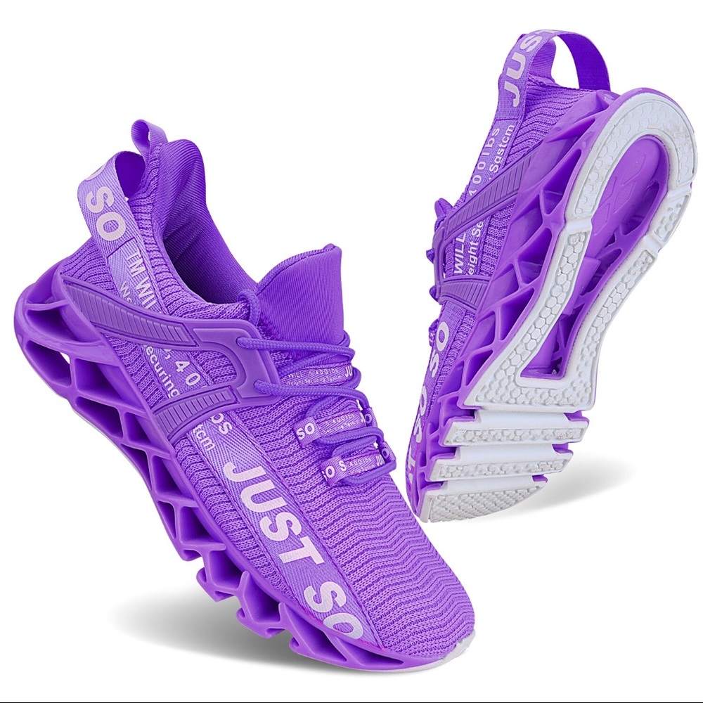 Athletic shoes - Picture 3 of 8